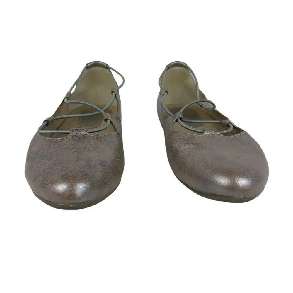 Earthies Essen Silver Criss Cross Leather Ballet Flats Metallic Almond Toe 10B‎